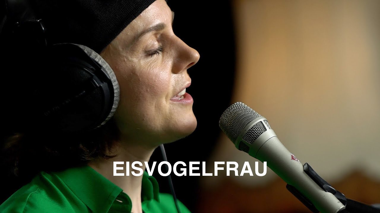 Anna Depenbusch - Eisvogelfrau (live im TV Noir Hauptquartier)