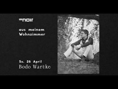 Bodo Wartke bei "aus meinem Wohnzimmer" (TV Noir)