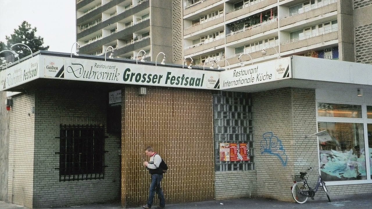 Fortuna Ehrenfeld - Brüsseler Platz (OFFICIAL VIDEO)  feat. Jess Jochimsen